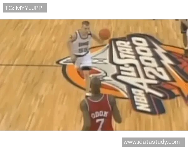 博伊金斯与邓肯的巅峰对决：篮球史上的传奇时刻与精彩瞬间回顾